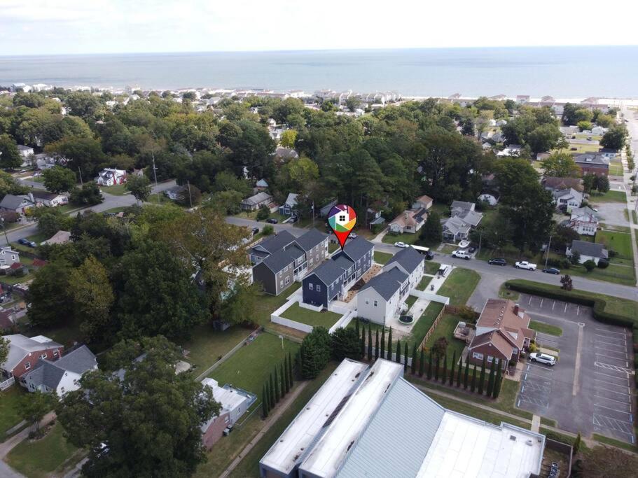 Luxurious Alberta Beach House W/ Historical Detail Hampton Exterior photo